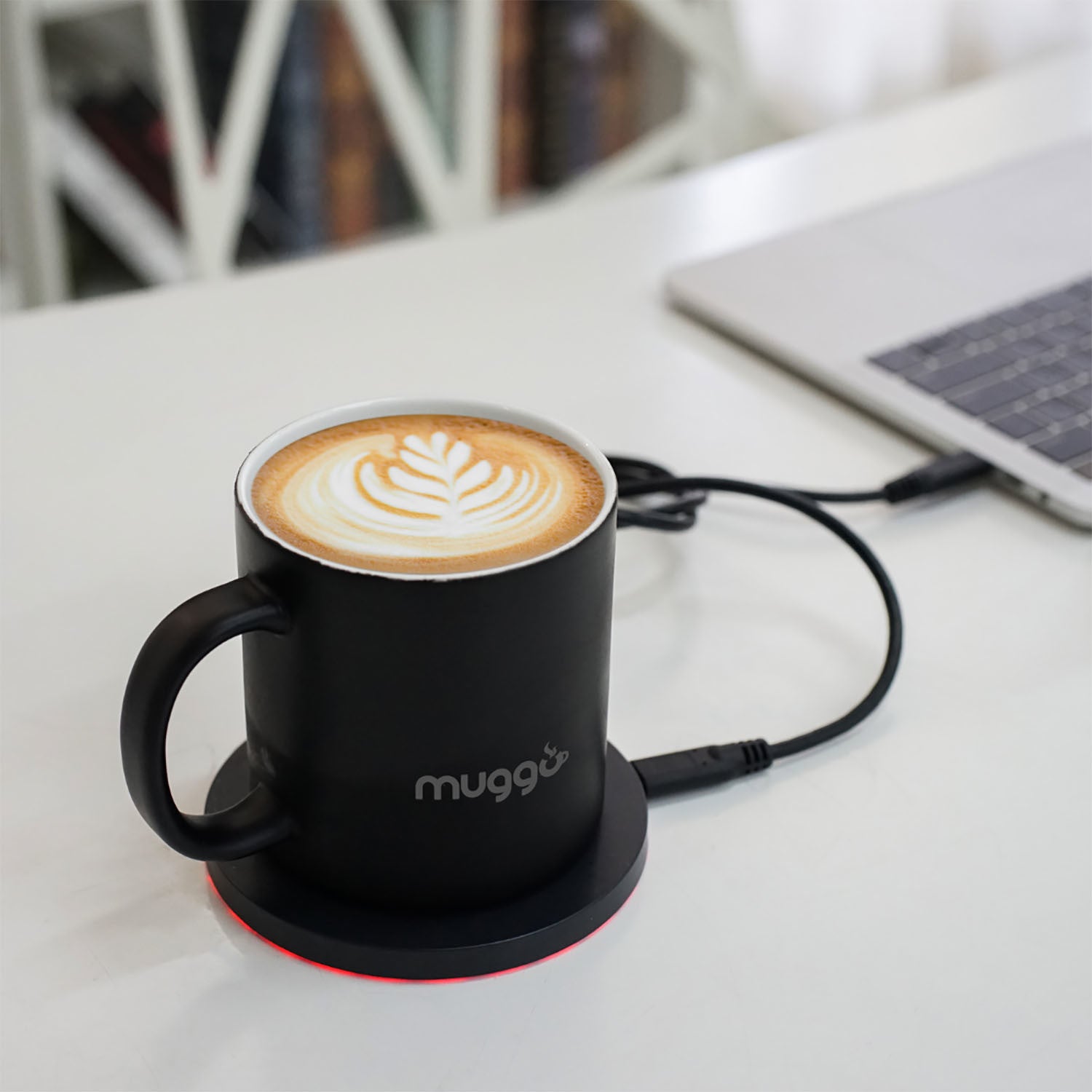 Muggo Volt Qi Black Self-Heated Mug + Wireless Charger Coaster