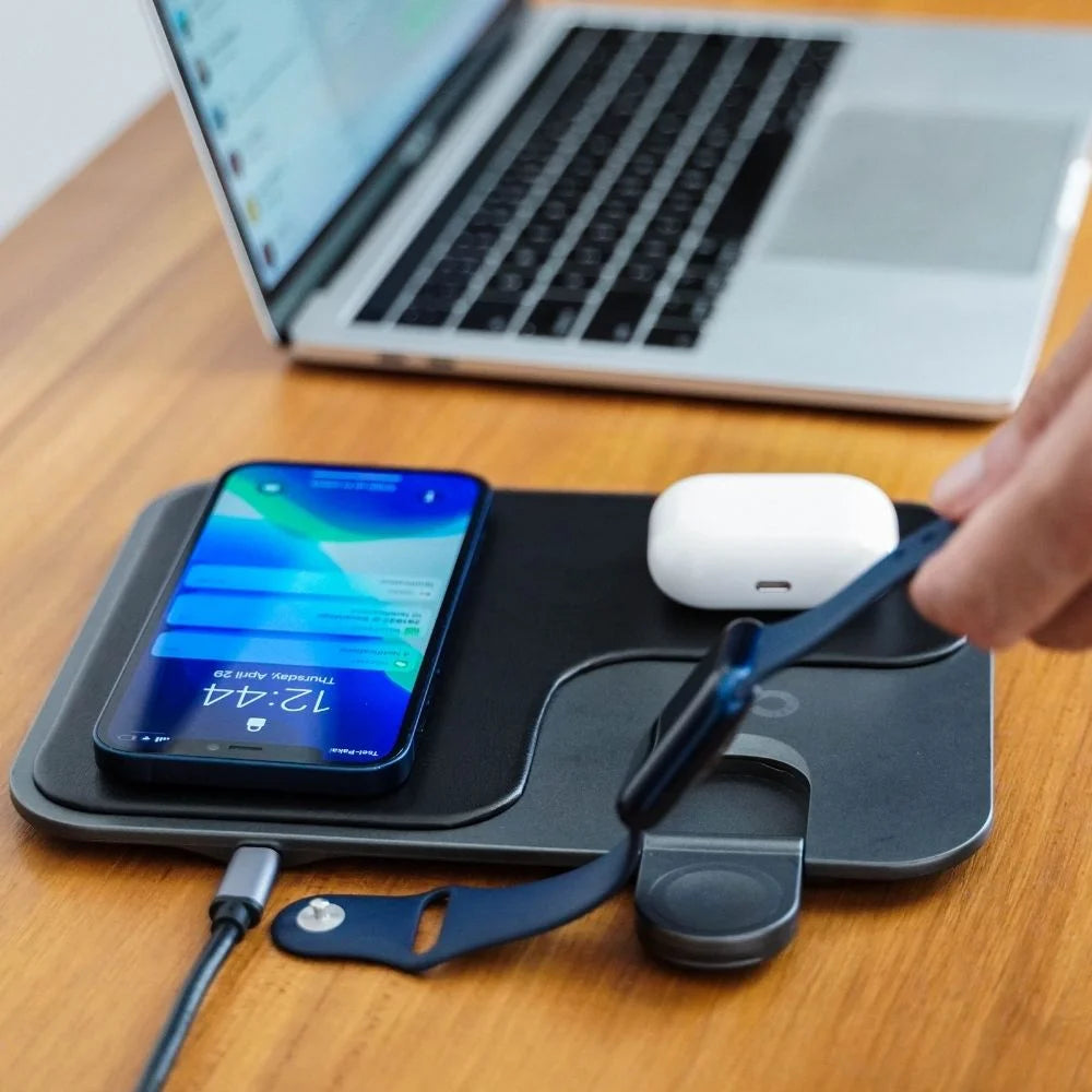 Clever Gadgets | Moovy 3-in-1 Wireless Fast Charging Pad by Weirs of Baggot Street