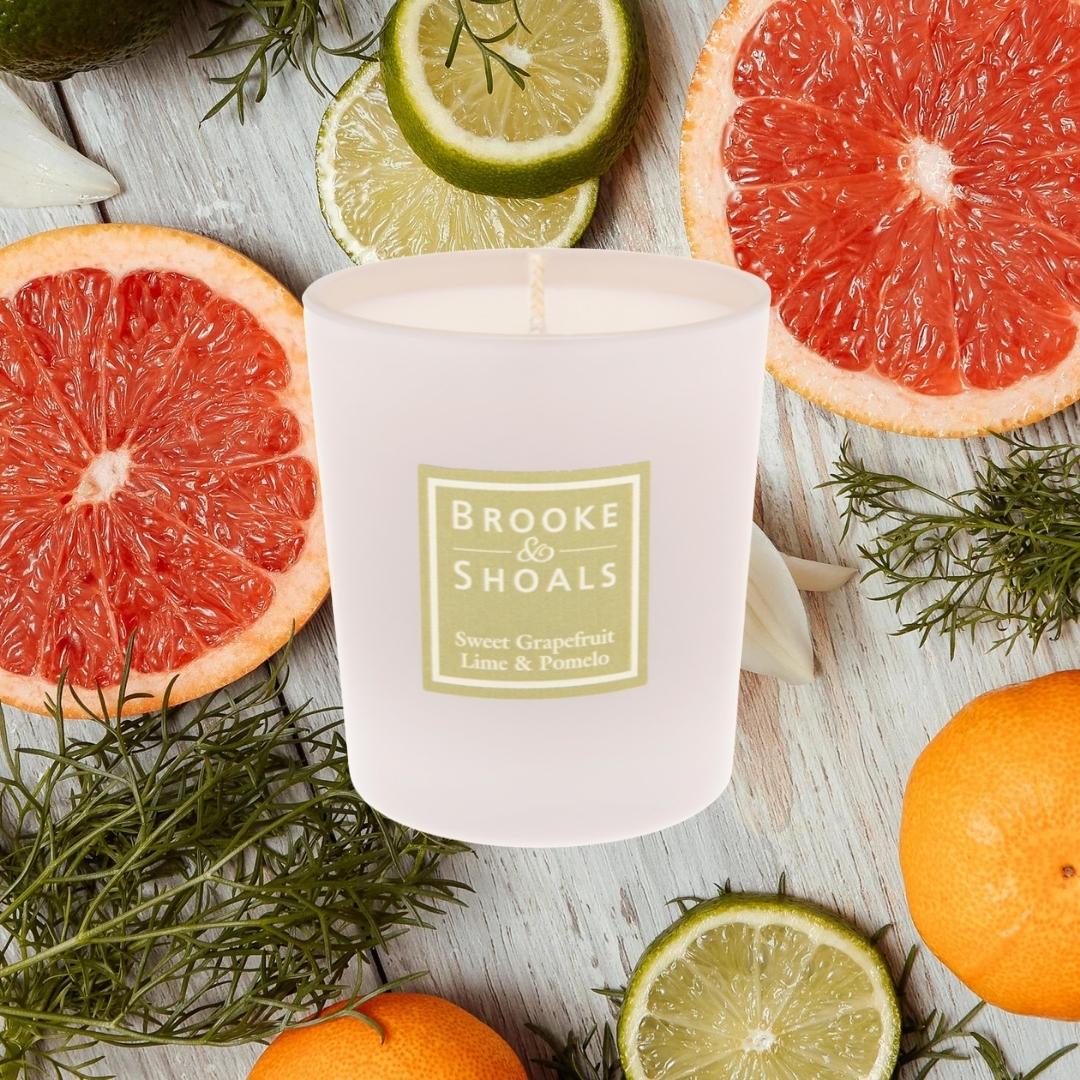 Brooke & Shoals Candle - Sweet Grapefruit Lime & Pomelo Weirs of Baggot Street. Celebrating Irish Creators