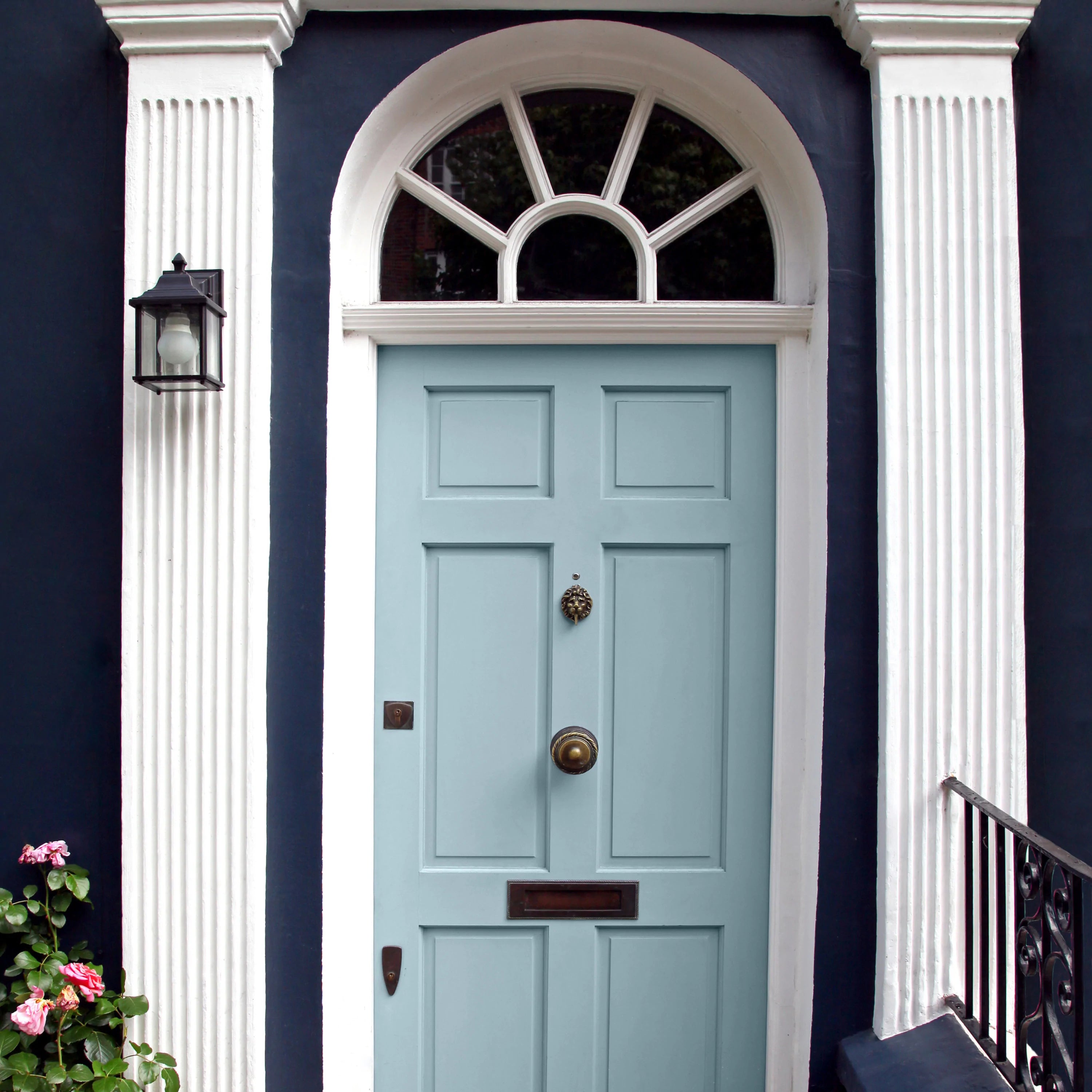 Colourtrend Grey Door | Same Day Dublin and Nationwide Paint in Ireland Delivery by Weirs of Baggot Street - Official Colourtrend Stockist